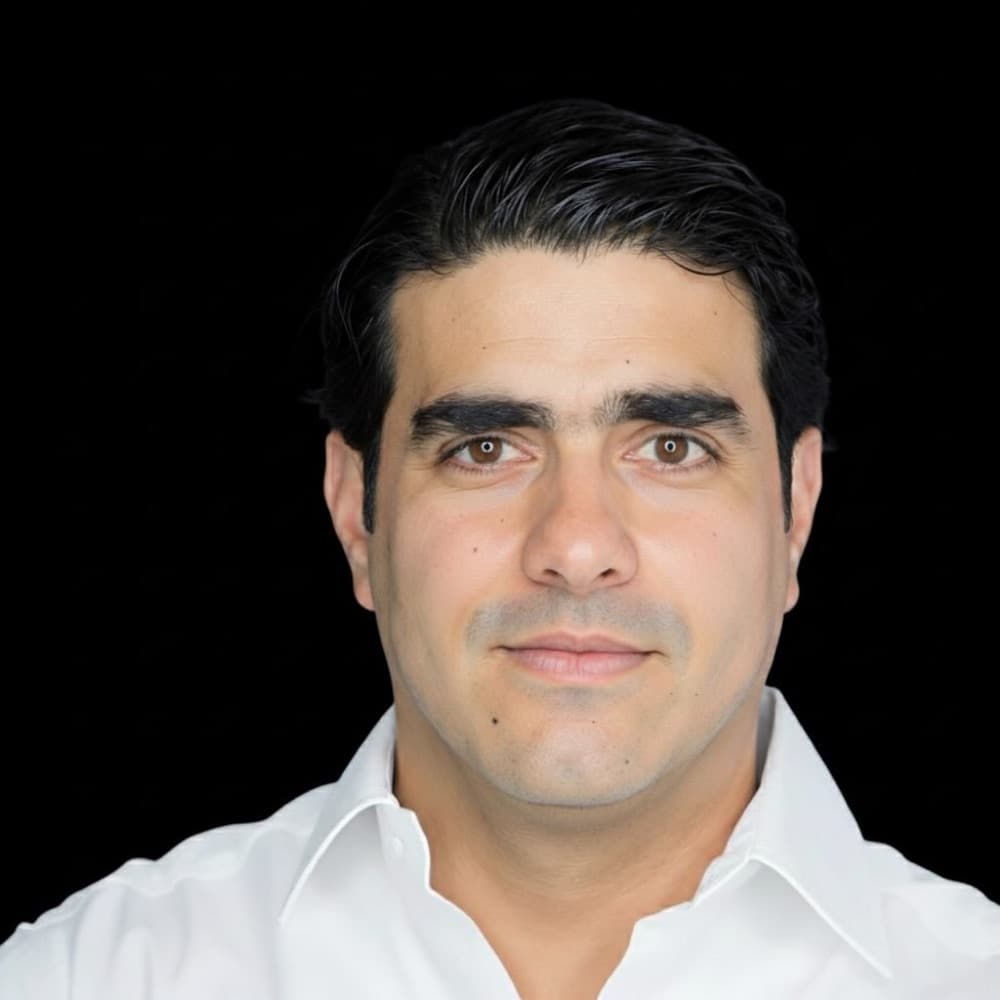 Portrait of Eduardo Santoy
